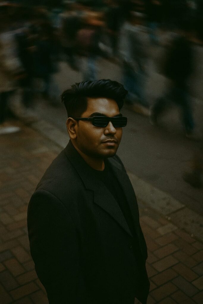 Stillness in Motion – 35mm Urban Cinematic Freeze